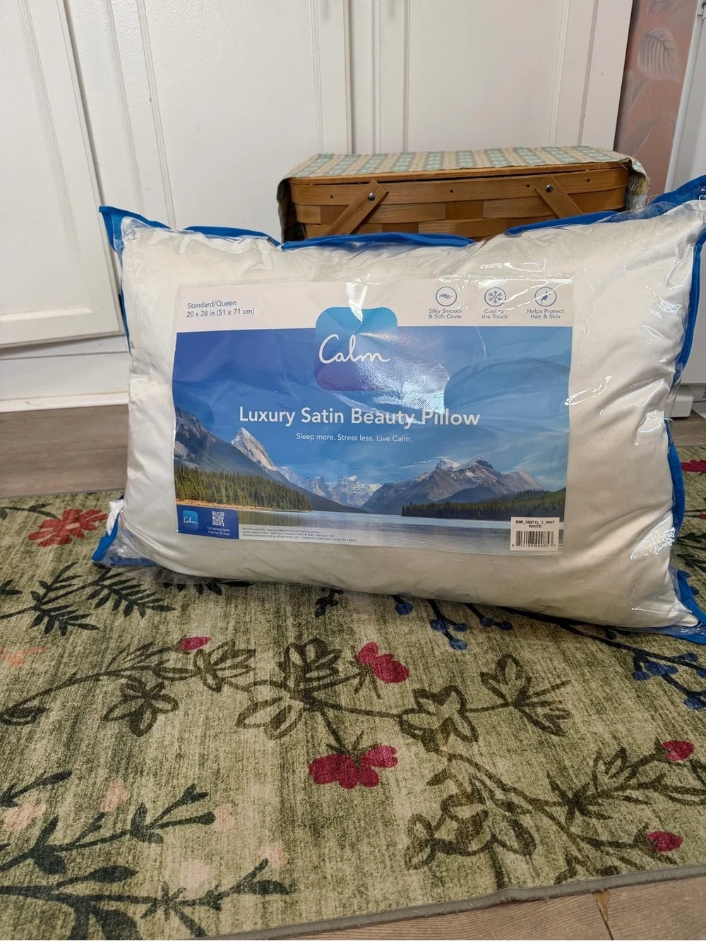 New Calm Luxury Satin Beauty Pillow & Pillowcase Standard/Queen Luxury Pillow